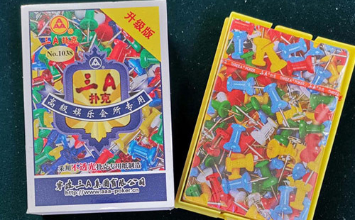 河南扑克批发采购指南与产品质量识别要点解析